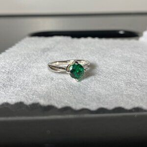 Costume Ring, Green IV